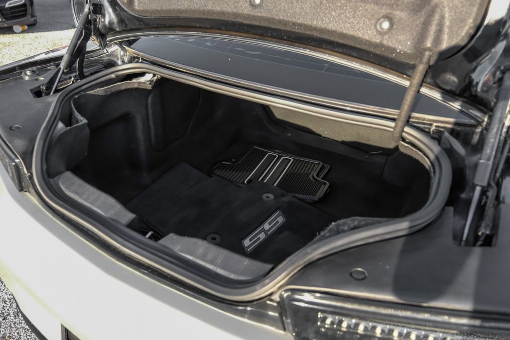 Used 2016 Chevrolet Camaro SS image 49
