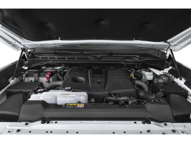 Used 2025 Toyota Tundra Limited AWD/4WD image 11
