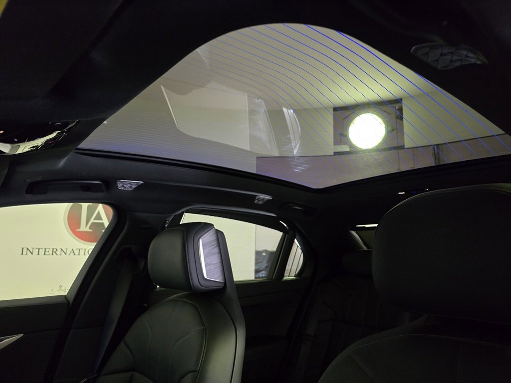 Used 2024 BMW 760i xDrive w/ Executive Package image 11