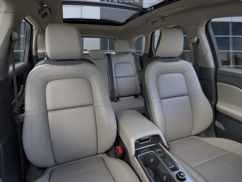 New 2026 Lincoln Corsair Premiere image 10