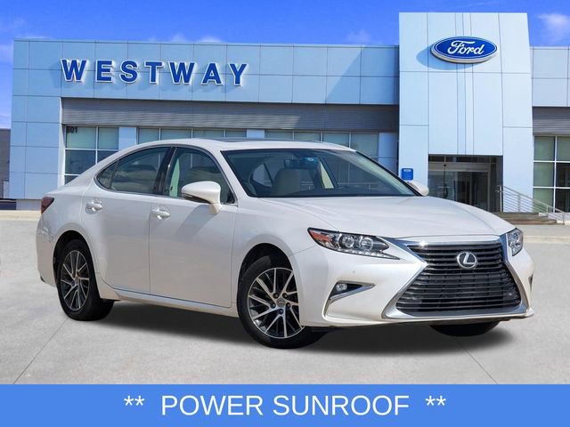 Used 2016 Lexus ES 350 w/ Navigation System Package