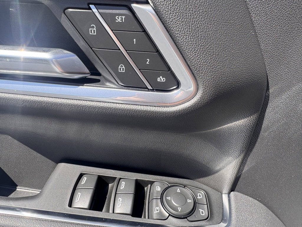 New 2026 Chevrolet Silverado 1500 LTZ w/ LTZ Premium Package image 12