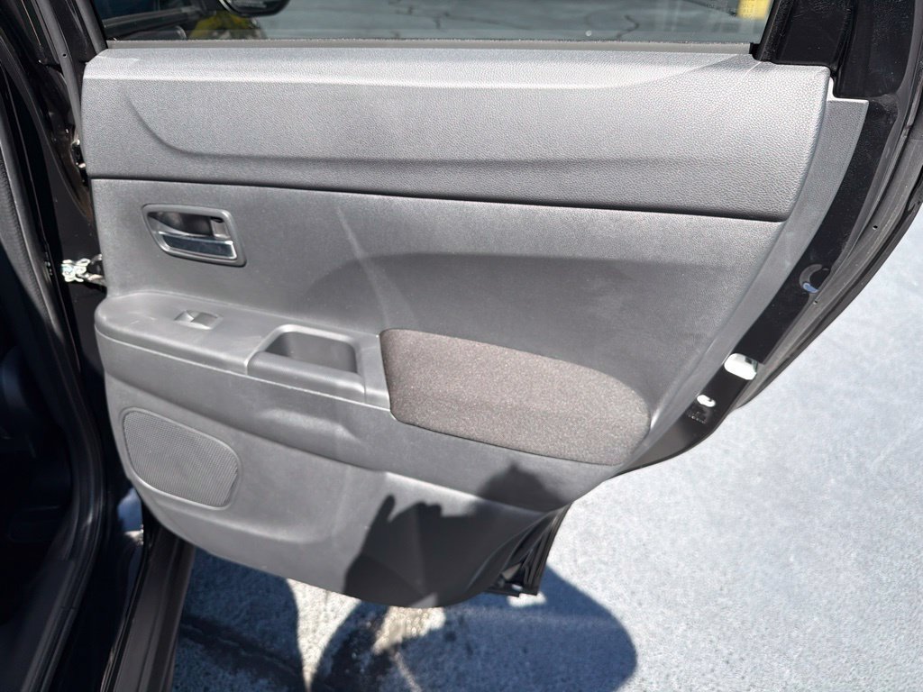 Used 2025 Mitsubishi Outlander Sport ES AWD/4WD image 19