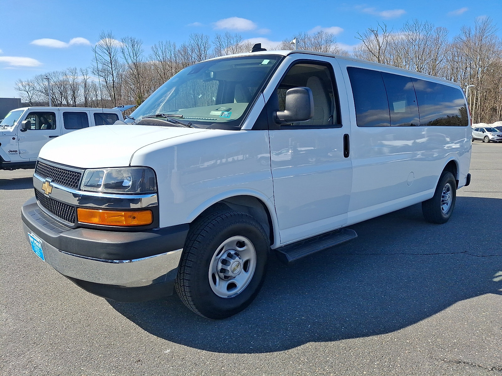 Used 2023 Chevrolet Express 3500 LT w/ LT Preferred Equipment Group image 3