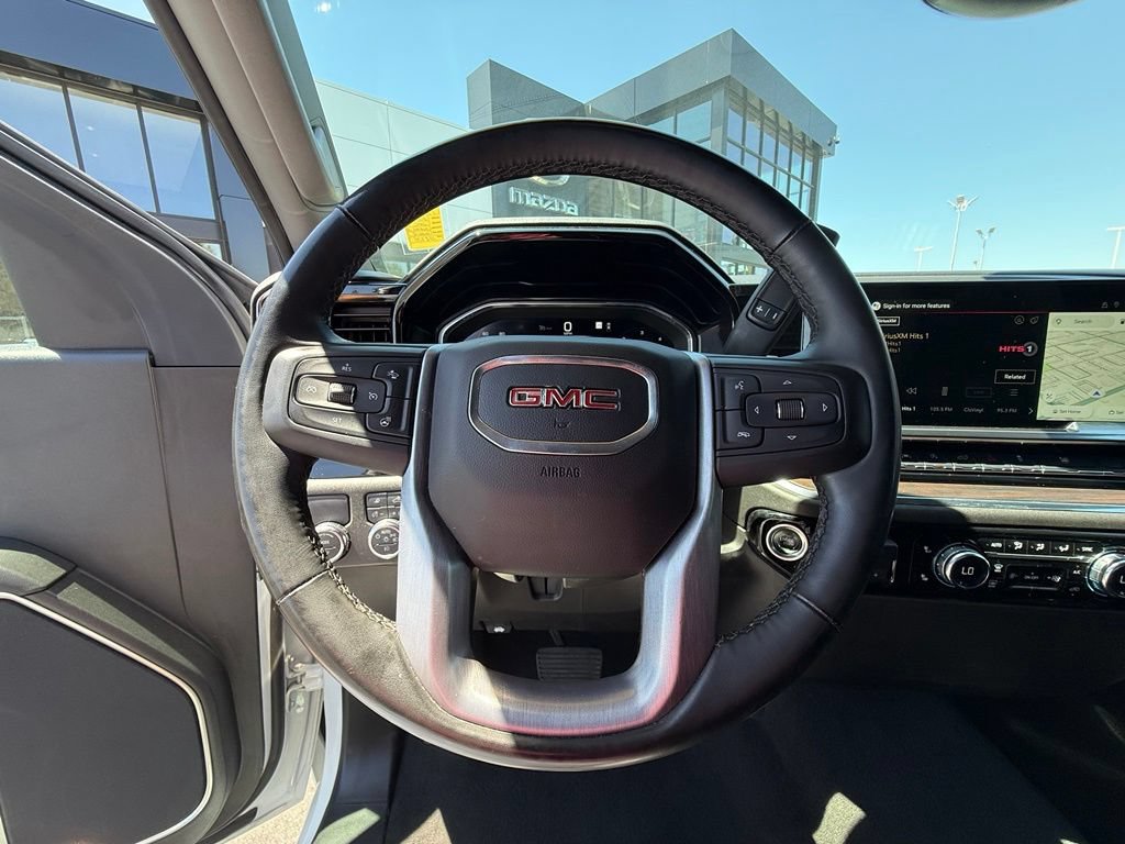 Used 2025 GMC Sierra 1500 SLT RWD image 19