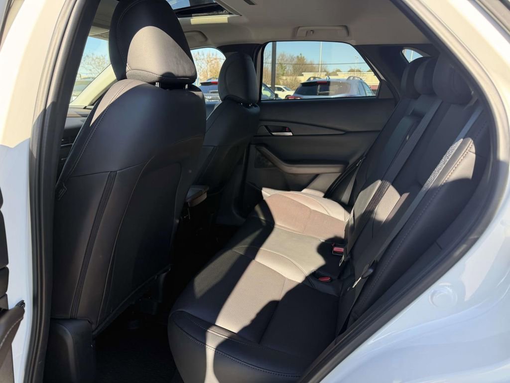 Used 2025 MAZDA CX-30 2.5 Turbo w/ Premium Plus Pkg image 15