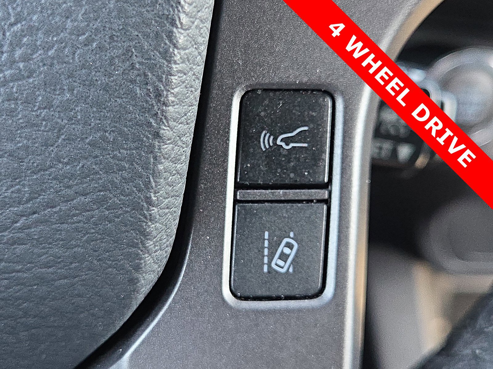 Used 2023 Toyota Tacoma TRD Sport AWD/4WD image 21