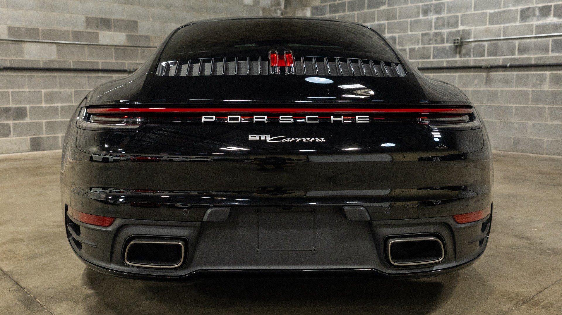 Used 2020 Porsche 911 Carrera RWD image 23
