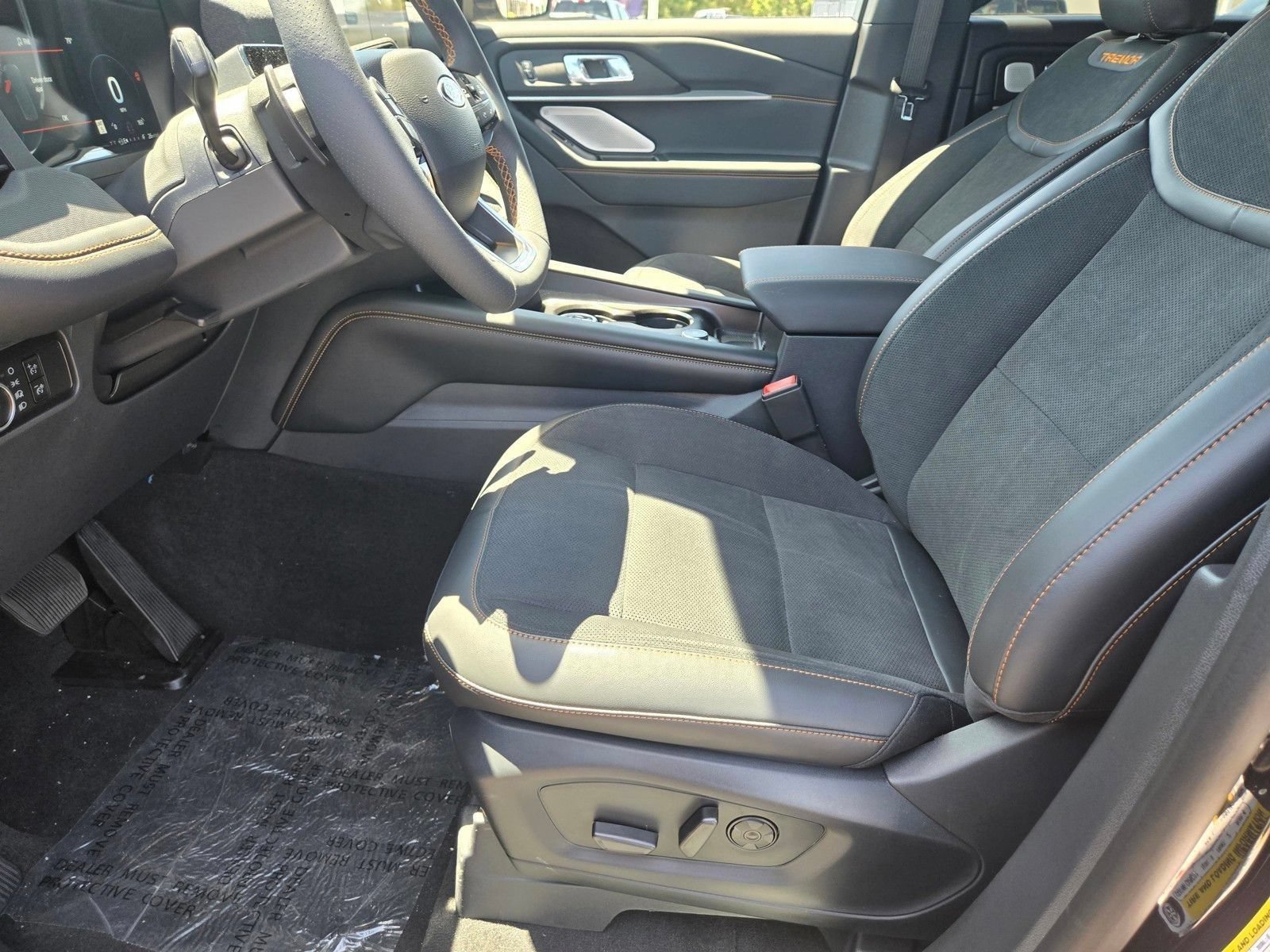 New 2026 Ford Explorer Tremor w/ Tremor Ultimate Package AWD/4WD image 9