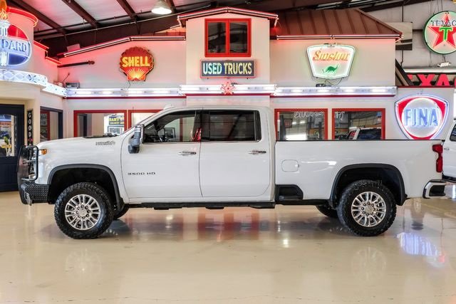 Used 2022 Chevrolet Silverado 3500 High Country w/ Technology Package image 11