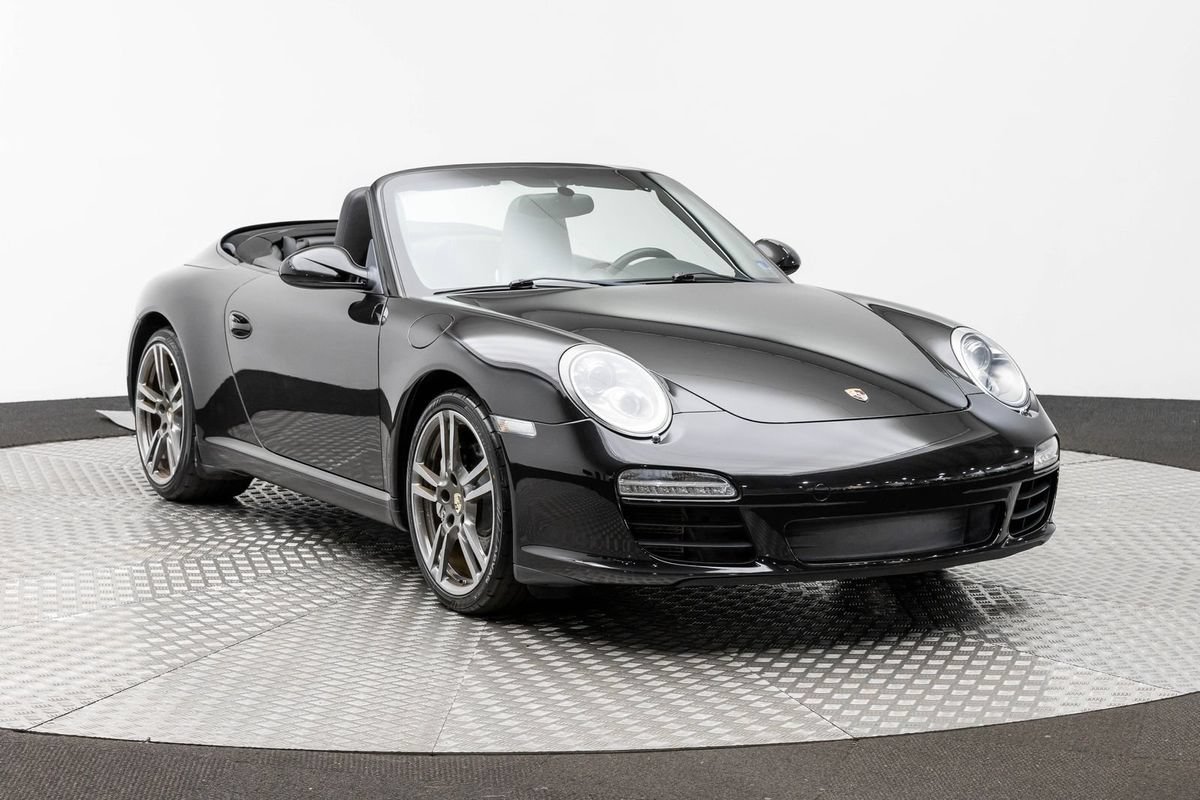 Used 2012 Porsche 911 Carrera Black Edition RWD image 4