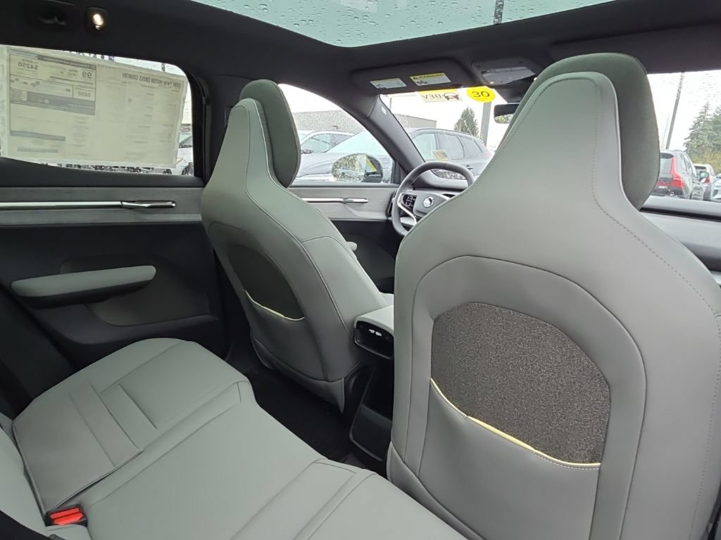 New 2026 Volvo EX30 Cross Country Ultra w/ Protection Package Premier AWD/4WD image 8