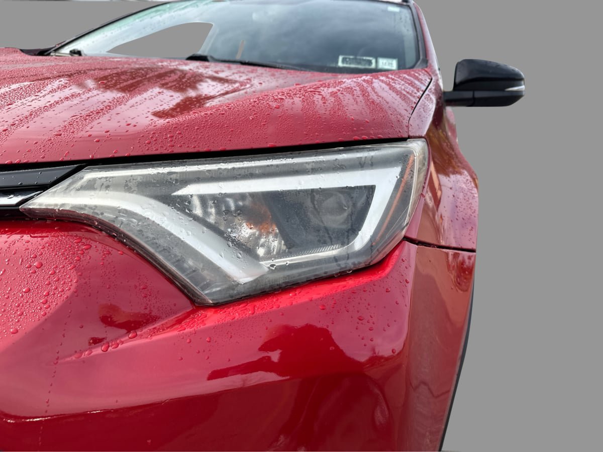 Used 2016 Toyota RAV4 SE AWD/4WD image 28