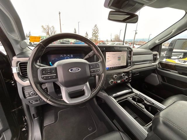 Used 2025 Ford F350 Lariat w/ Black Appearance Package image 26