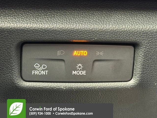Used 2025 Volkswagen Tiguan SEL R-Line AWD/4WD image 27