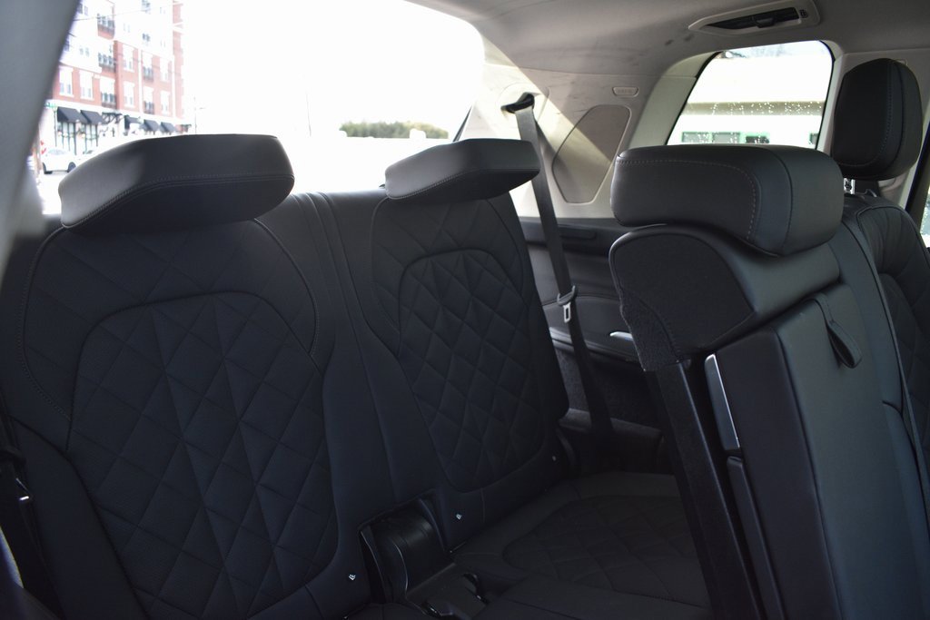 Used 2025 BMW X7 xDrive40i image 34