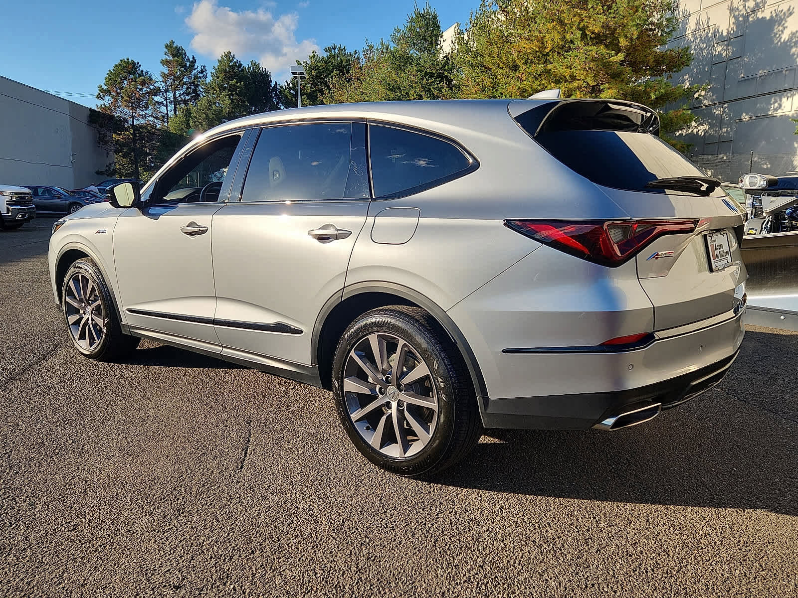 Used 2025 Acura MDX A-Spec image 7