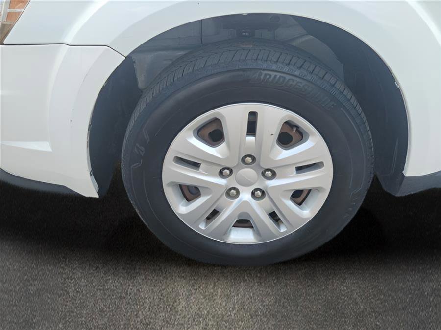 Used 2018 Dodge Journey SE w/ Connectivity Group FWD image 26