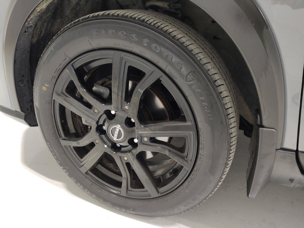 Used 2023 Nissan Kicks SV image 31