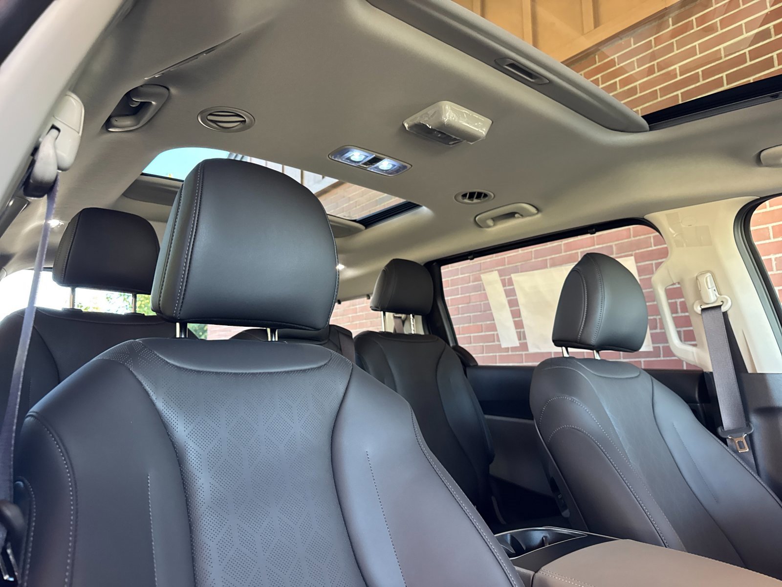 New 2026 Kia Carnival SX image 18