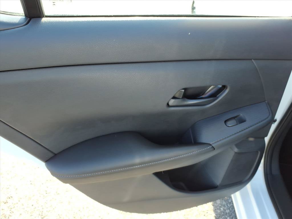 Used 2025 Nissan Sentra S FWD image 19