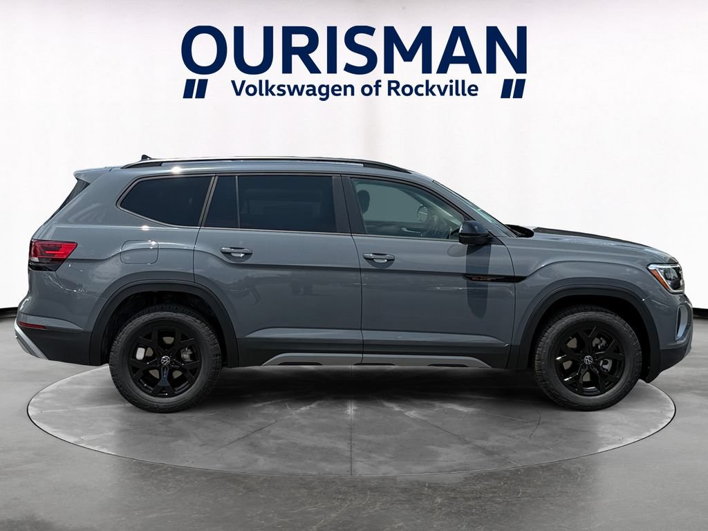 New 2026 Volkswagen Atlas Peak Edition AWD/4WD image 7