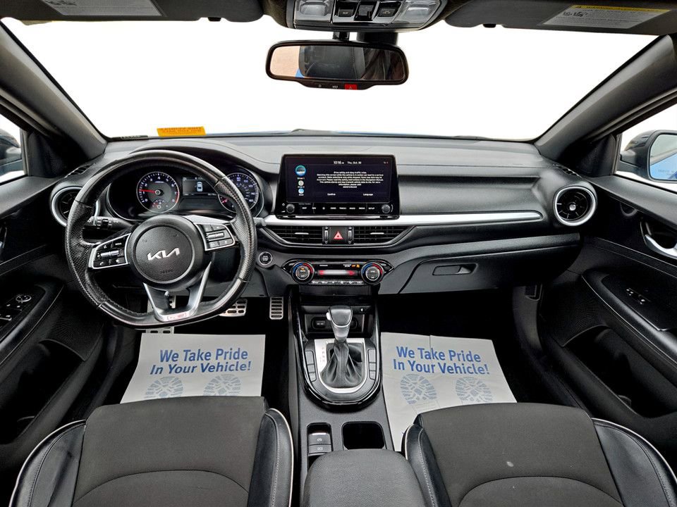 Used 2023 Kia Forte GT-Line w/ GT-Line Premium Package image 13