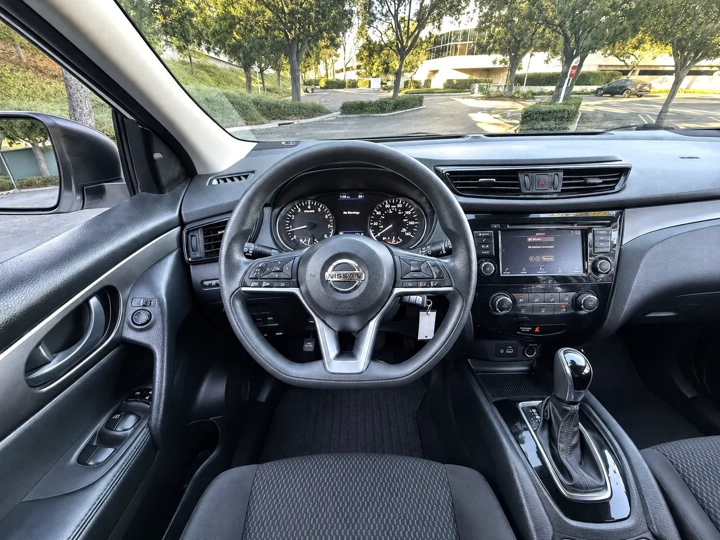 Used 2020 Nissan Rogue Sport S w/ Appearance Package FWD image 15