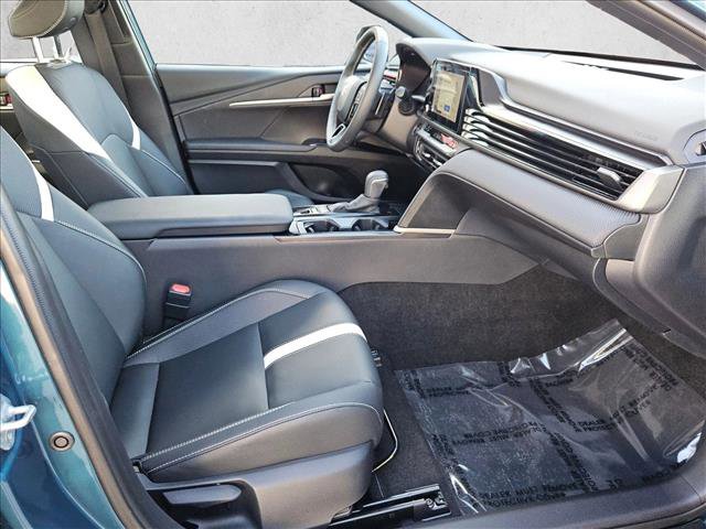 Used 2025 Toyota Camry SE image 20