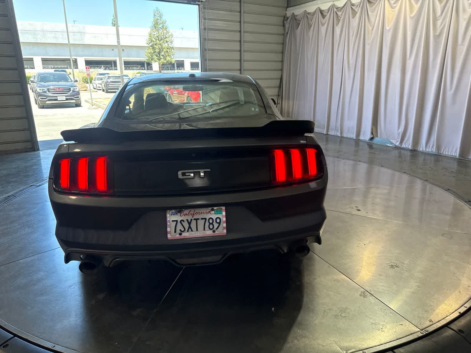 Used 2016 Ford Mustang GT Premium RWD image 5
