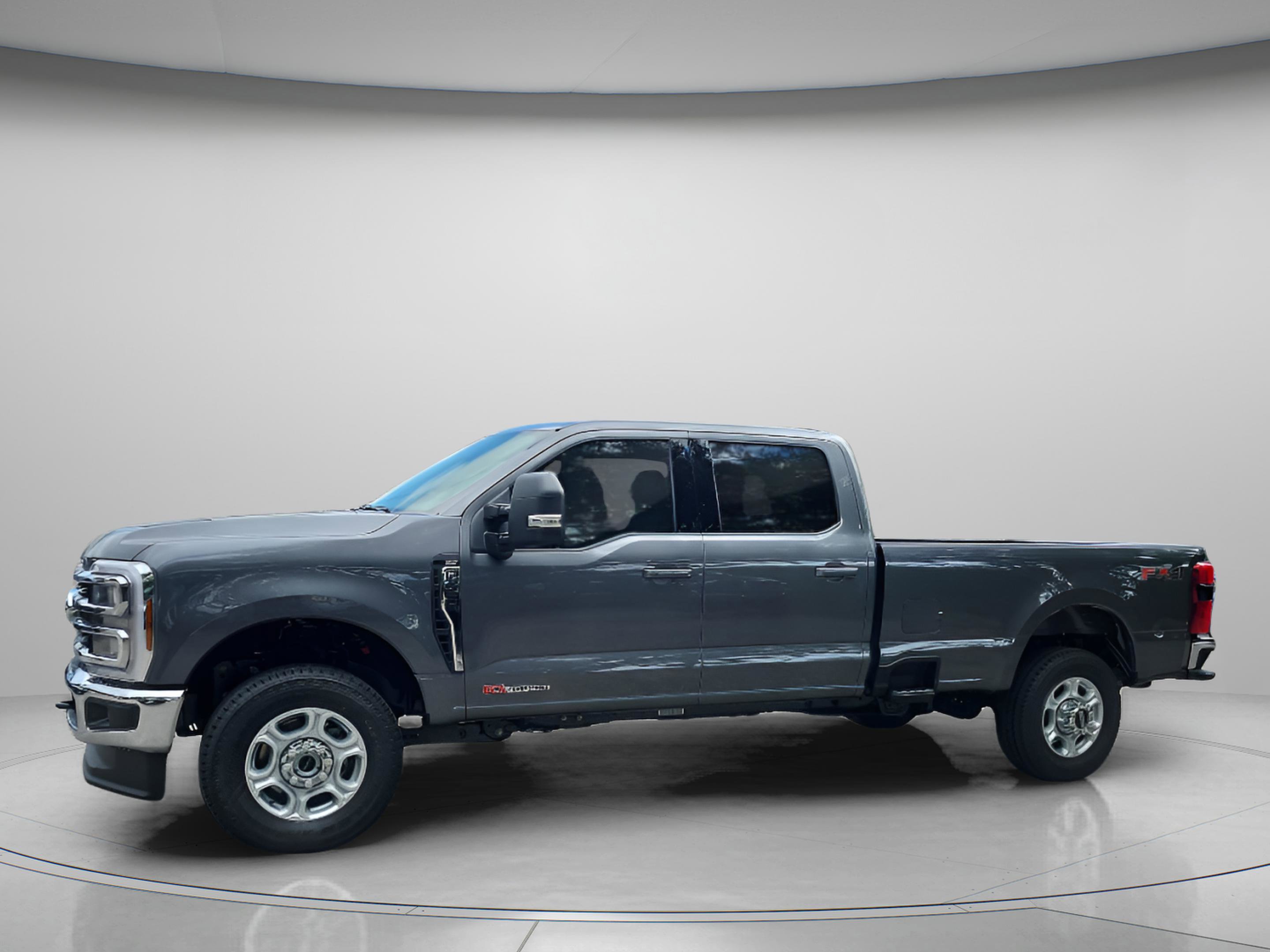 New 2026 Ford F250 XLT w/ XLT Premium Package image 2