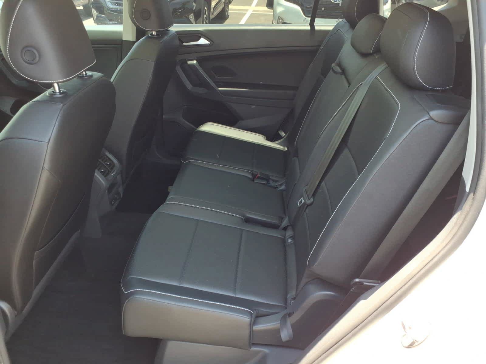 Used 2021 Volkswagen Tiguan SEL FWD image 28