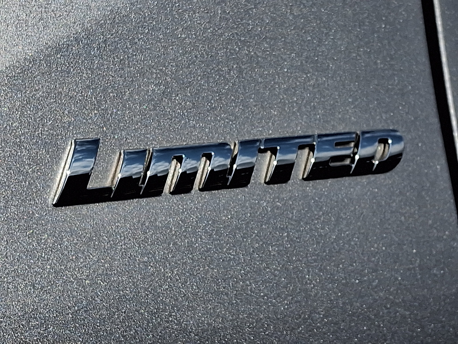 Used 2018 Toyota Tacoma Limited AWD/4WD image 36