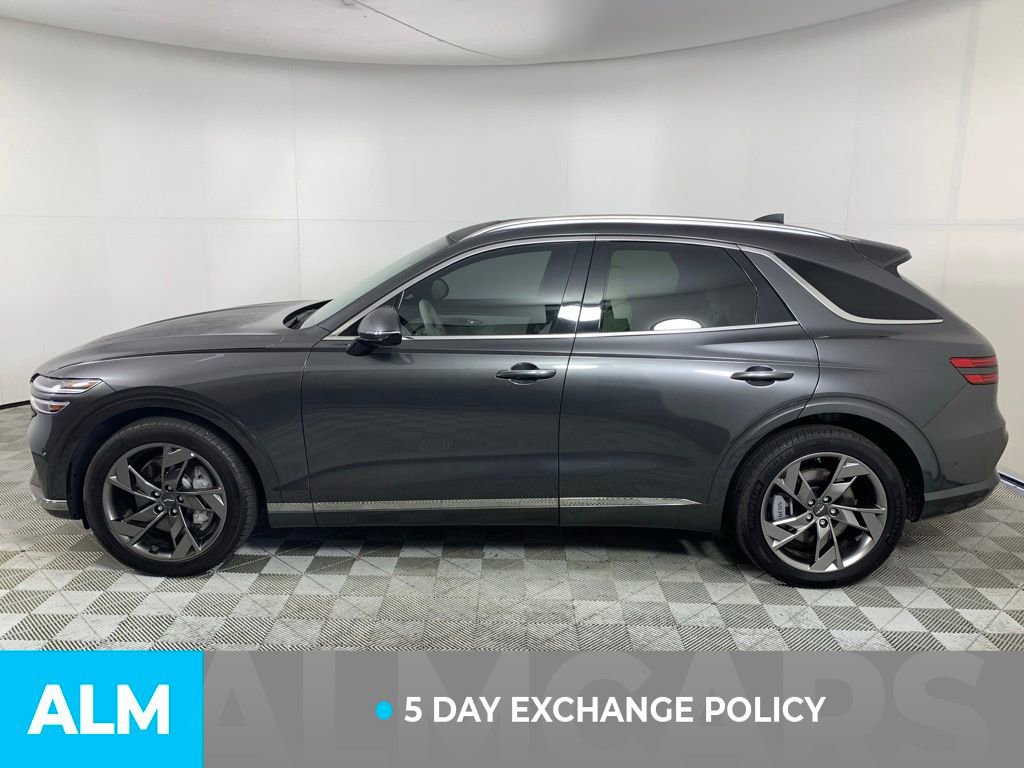 Used 2023 Genesis Electrified GV70 Advanced image 5