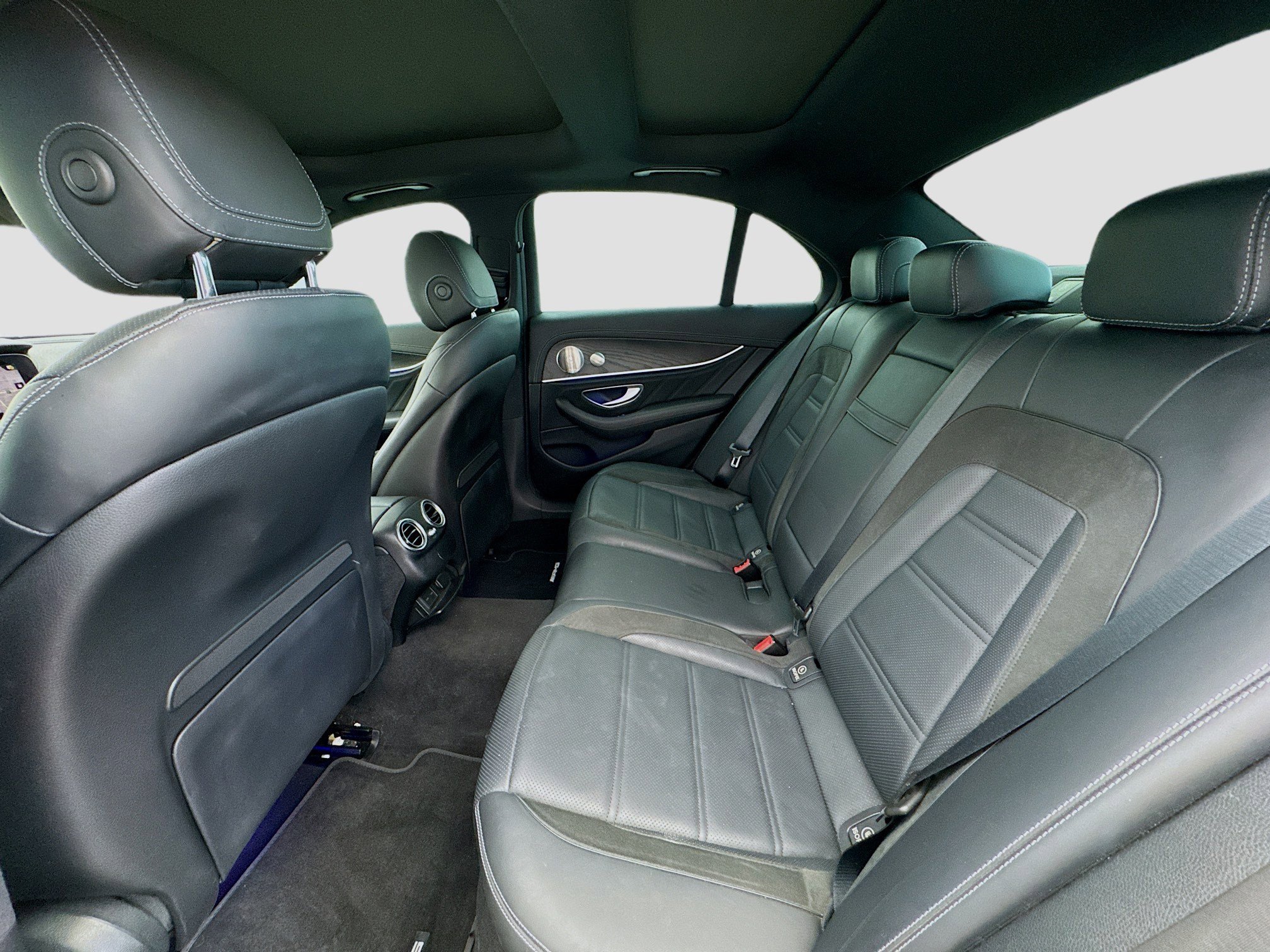 Used 2022 Mercedes-Benz E 53 AMG 4MATIC Sedan image 16