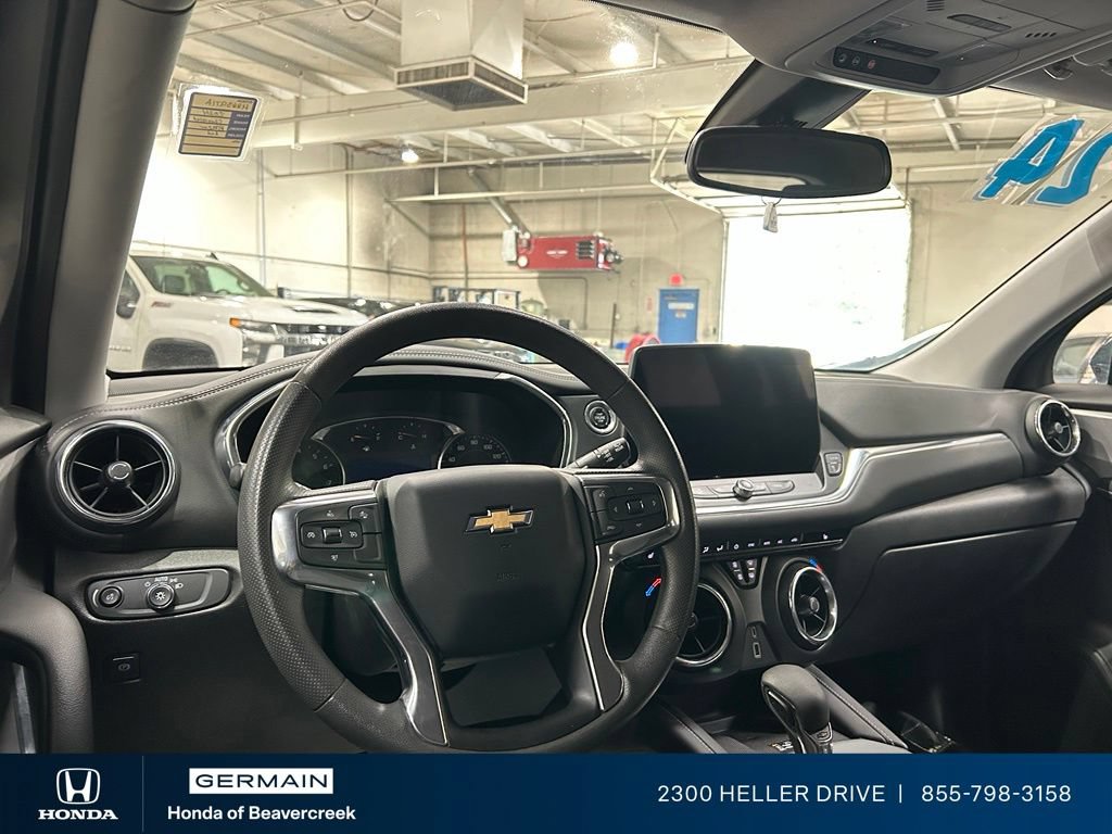 Used 2024 Chevrolet Blazer LT w/ Convenience Package AWD/4WD image 15