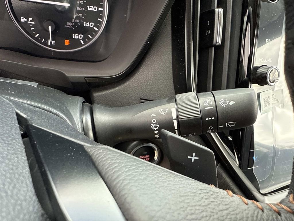 New 2026 Subaru Ascent Limited Bronze image 37