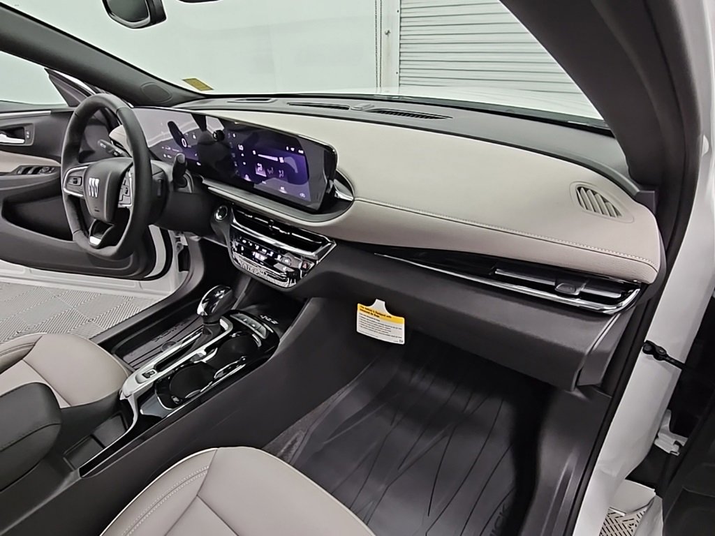 New 2025 Buick Envista Avenir image 36