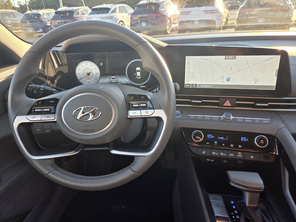 Certified 2023 Hyundai Elantra SEL w/ Convenience Package FWD image 14