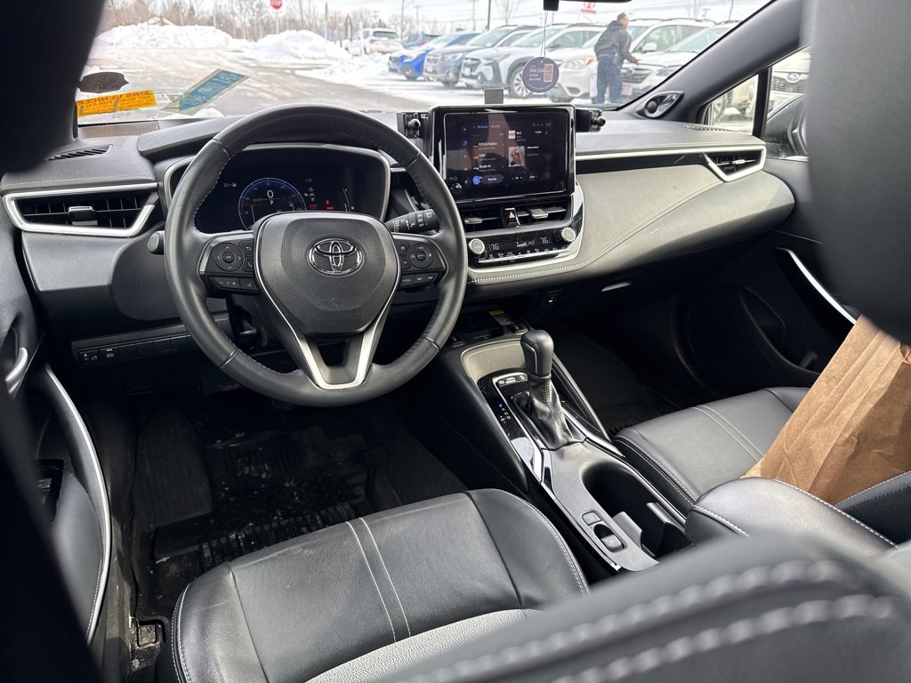 Used 2023 Toyota Corolla XSE image 6