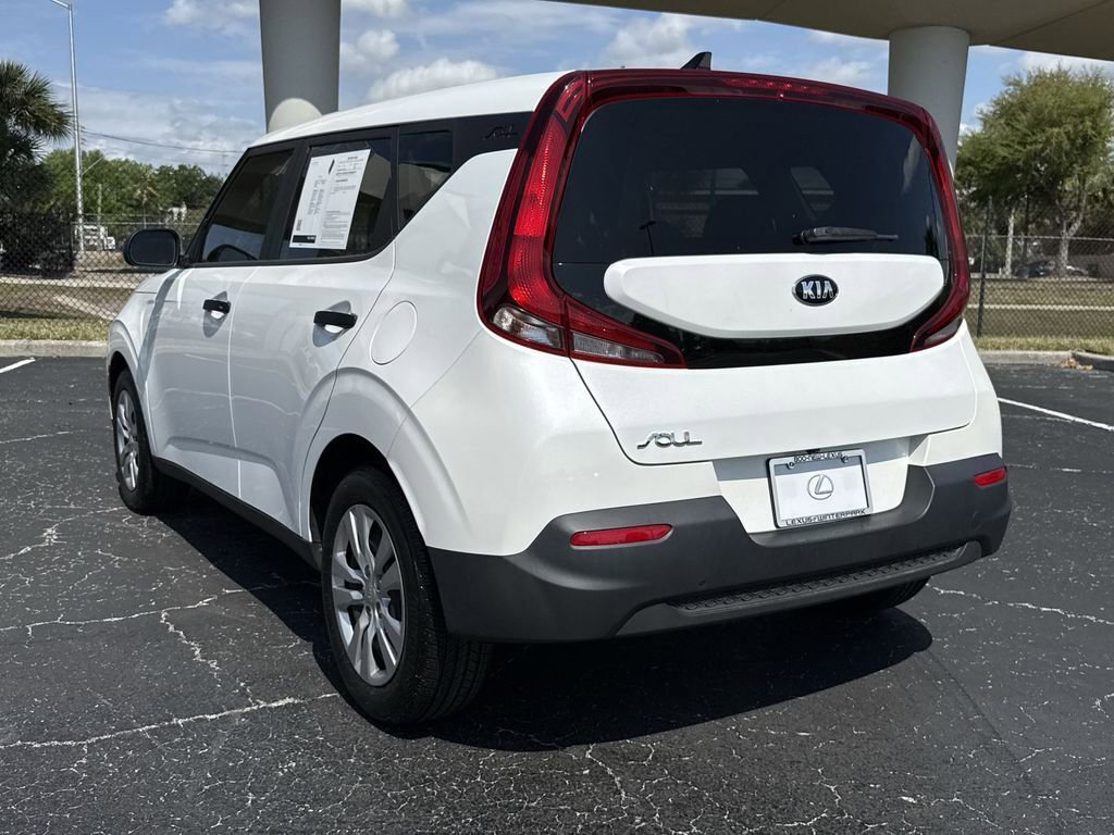 Used 2020 Kia Soul LX image 10