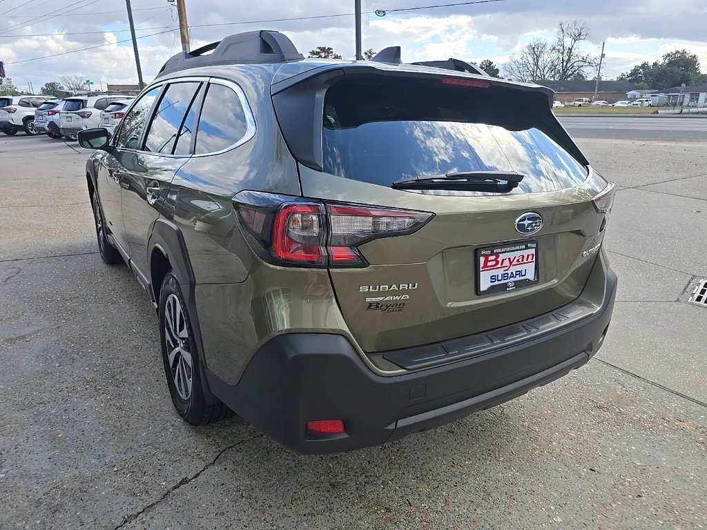 Certified 2025 Subaru Outback Premium image 17
