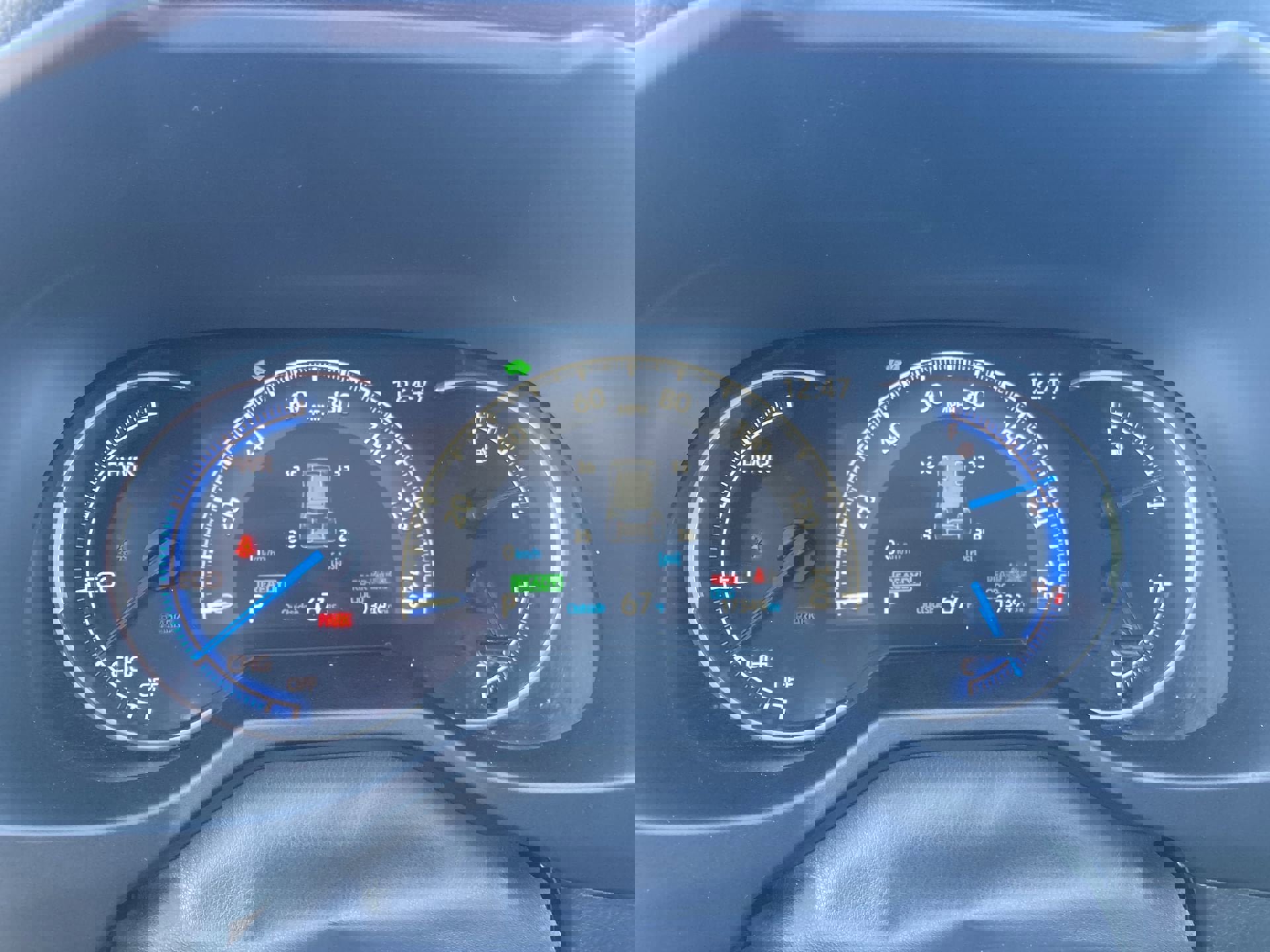 Certified 2025 Toyota RAV4 LE image 10