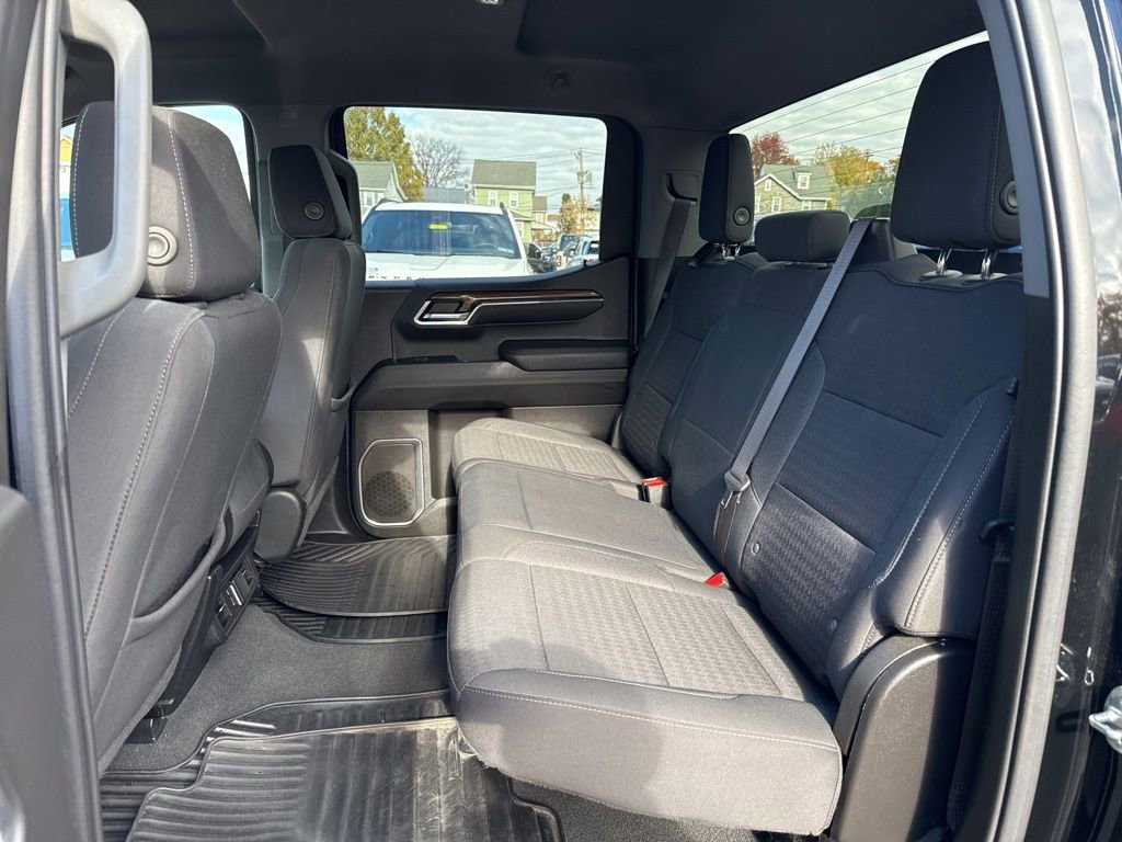 Used 2022 Chevrolet Silverado 1500 LT image 14