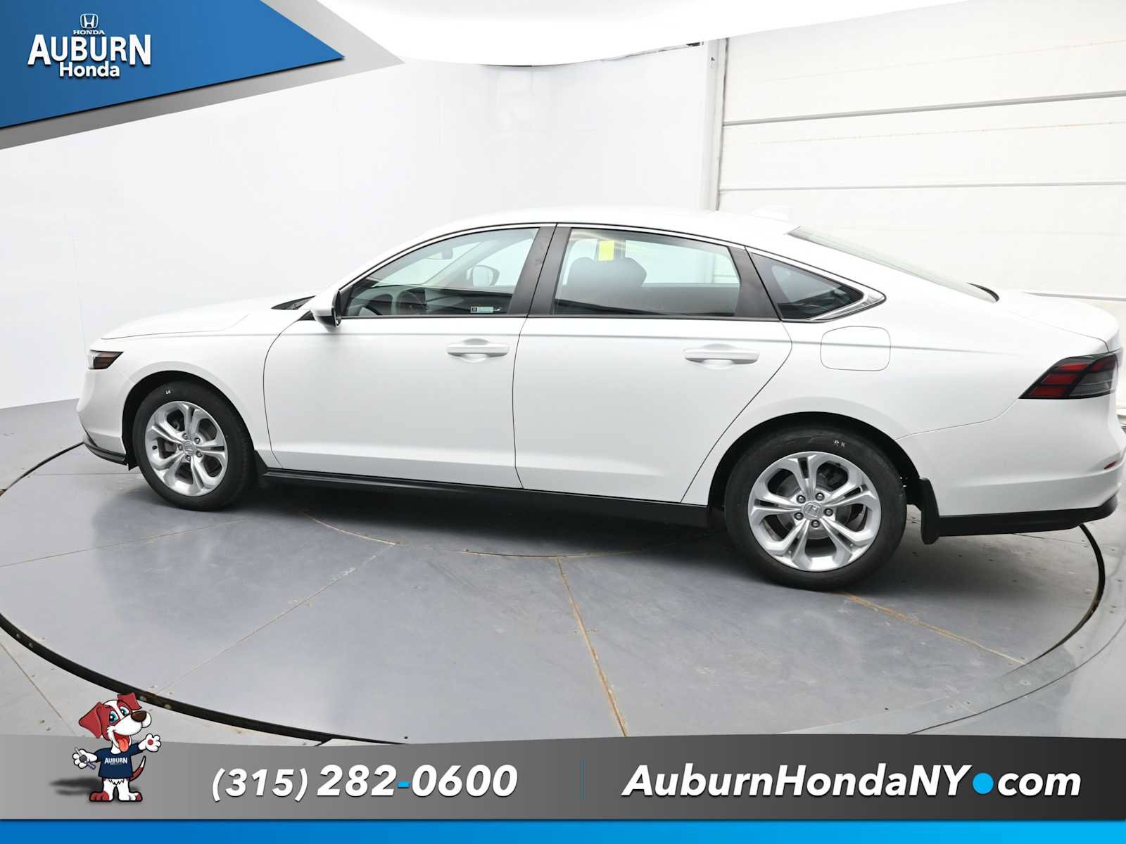 Used 2023 Honda Accord LX image 22