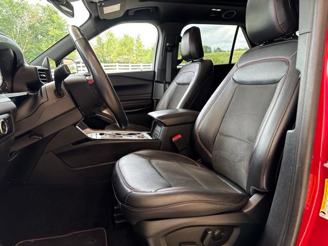 Used 2023 Ford Explorer ST-Line w/ Class IV Trailer Tow Package AWD/4WD image 12