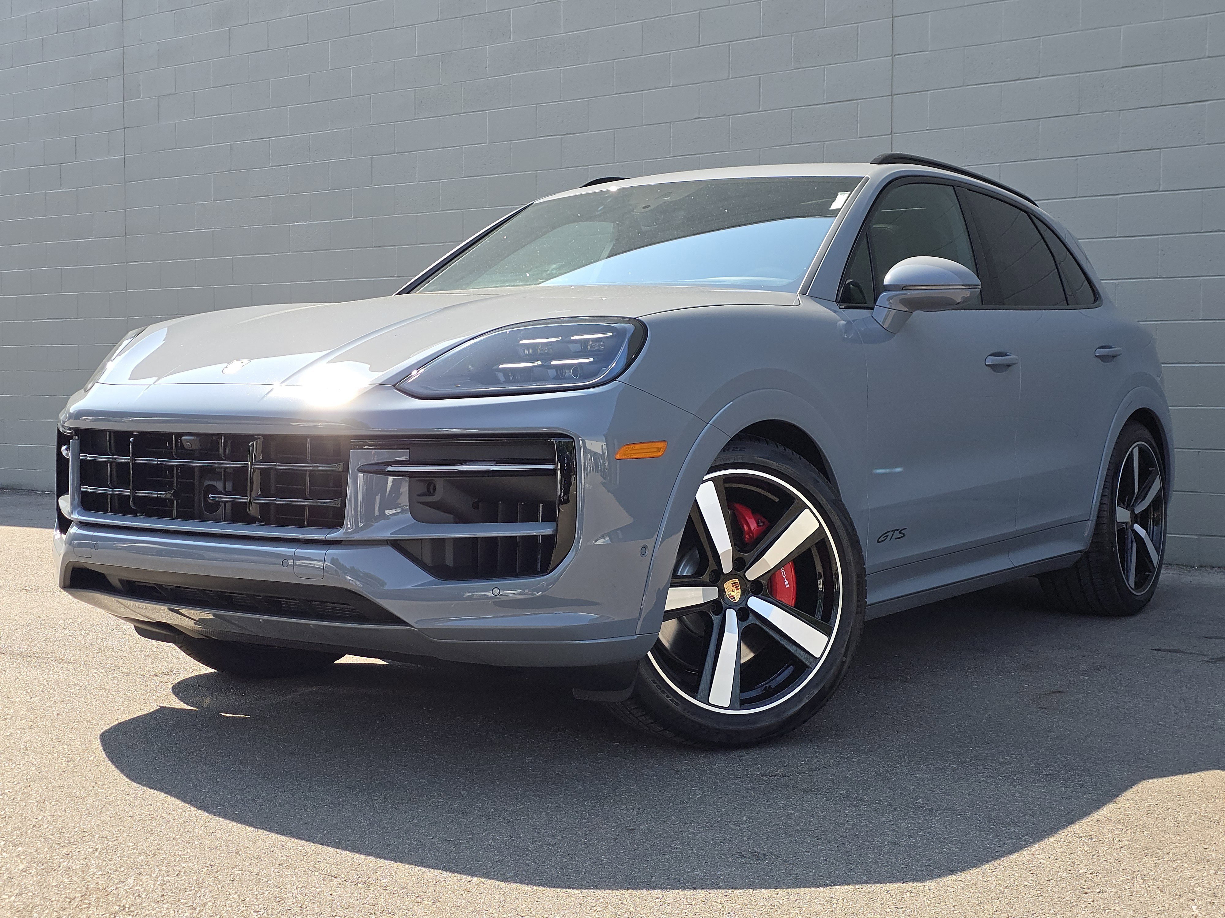 New 2025 Porsche Cayenne GTS