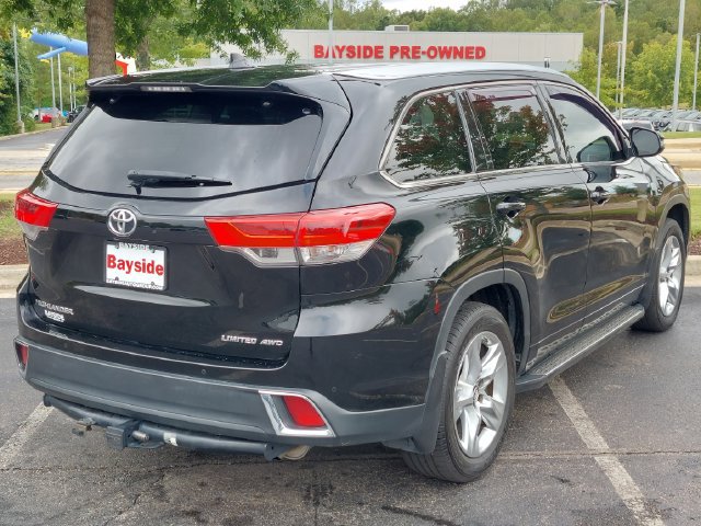 Used 2017 Toyota Highlander Limited AWD/4WD image 26