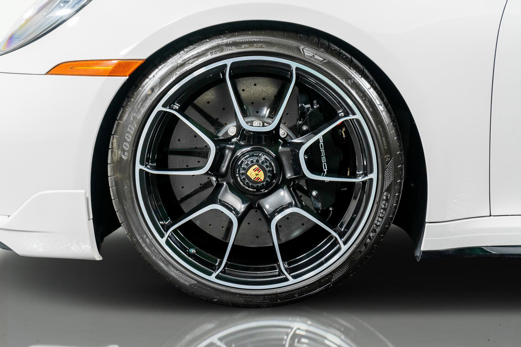 Used 2024 Porsche 911 Turbo S image 21