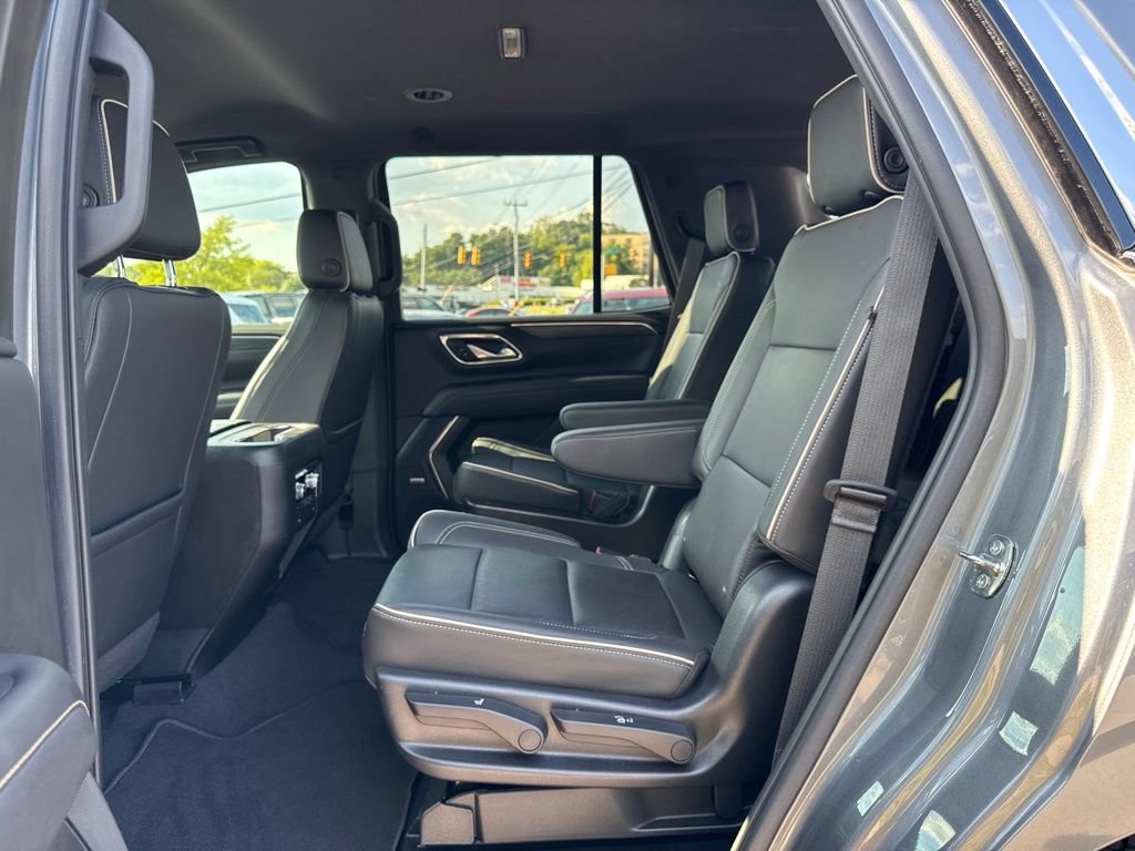 Used 2022 GMC Yukon SLT w/ SLT Luxury Package AWD/4WD image 25